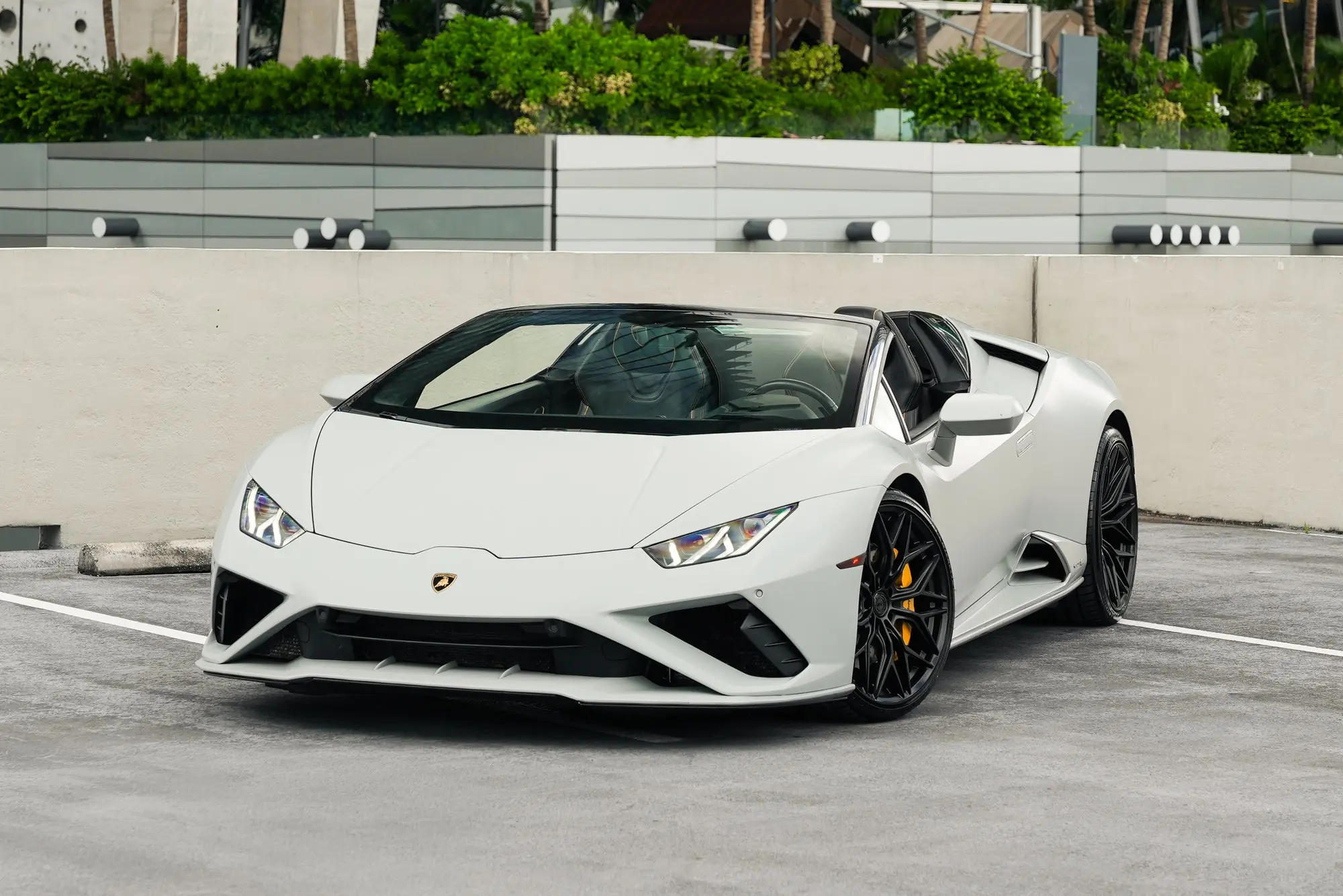 2022 Lamborghini Huracán EVO Spyder in Grey